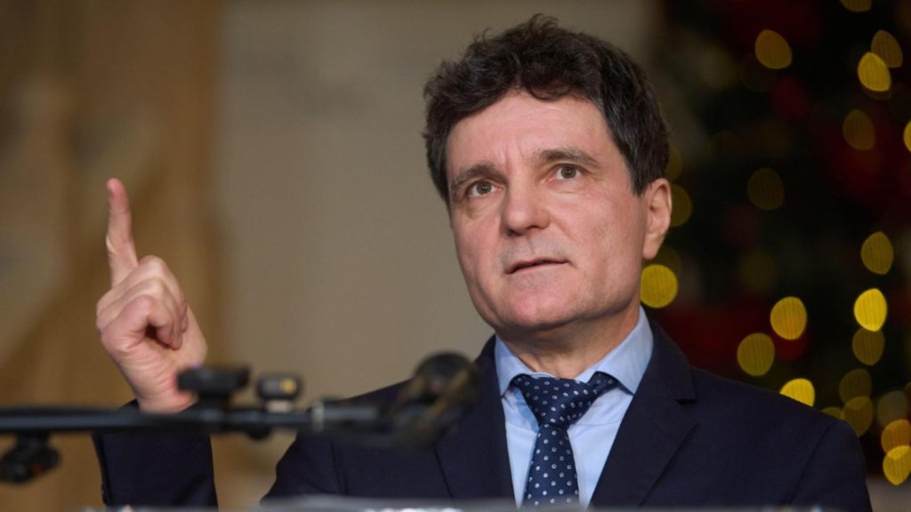Într-un interviu pentru presa străină, Nicușor Dan vorbește despre „noua realitate” generată de Trump și despre criza de încredere din Europa