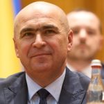 Bolojan a surprins Guvernul chiar înainte de sărbători. Ce cadou le-a  făcut ministrilor în ultima ședință din acest an