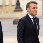 Nicușor Dan se întâlnește cu Emmanuel Macron la Palatul Élysée