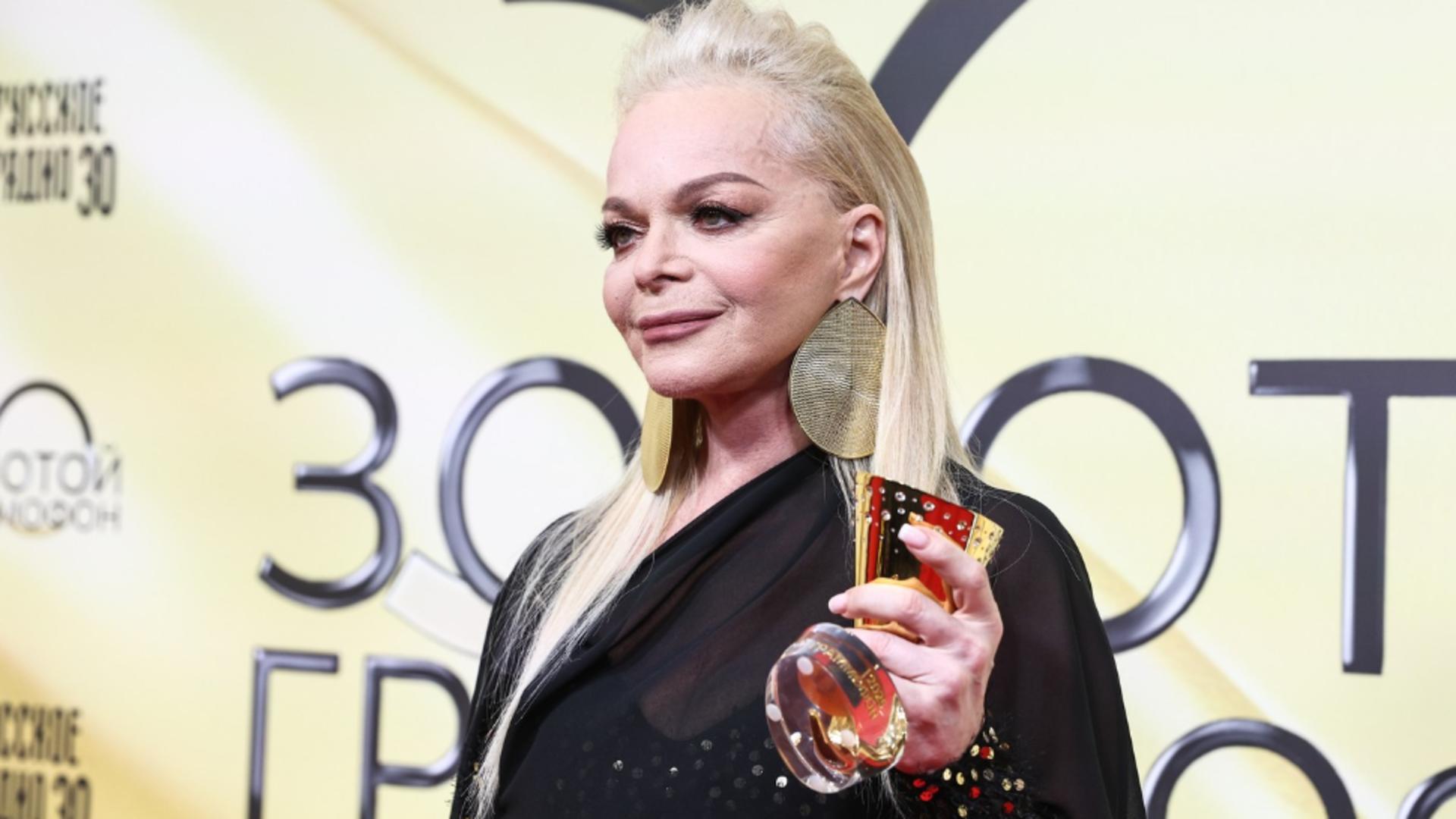 O cântăreață vestită, fană a lui Putin, a fost păcălită de escroci să își vândă apartamentul. Cazul a dat peste cap toată piața imobiliară din Rusia