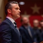 Șeful Pentagonului spune că SUA au început să scufunde navele traficanților de droguri din Caraibe și Oceanul Pacific