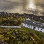 O țară UE oferă până la 84.000 de euro pentru cei care aleg să se mute pe insulele sale