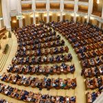 Cât o să îi „doară” pe parlamentari reducerea de 10% din suma forfetară. Lovitură simbolică în buzunarele aleșilor