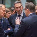 Bolojan primește marți un oaspete important. Vizită strategică și deplasare la o bază aeriană din România