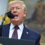 Trump taie ultimele speranțe celor care mai vroiau să ajungă în SUA. Loteria vizelor, suspendată