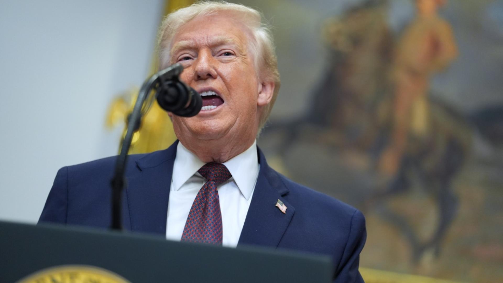 Trump taie ultimele speranțe celor care mai vroiau să ajungă în SUA. Loteria vizelor, suspendată
