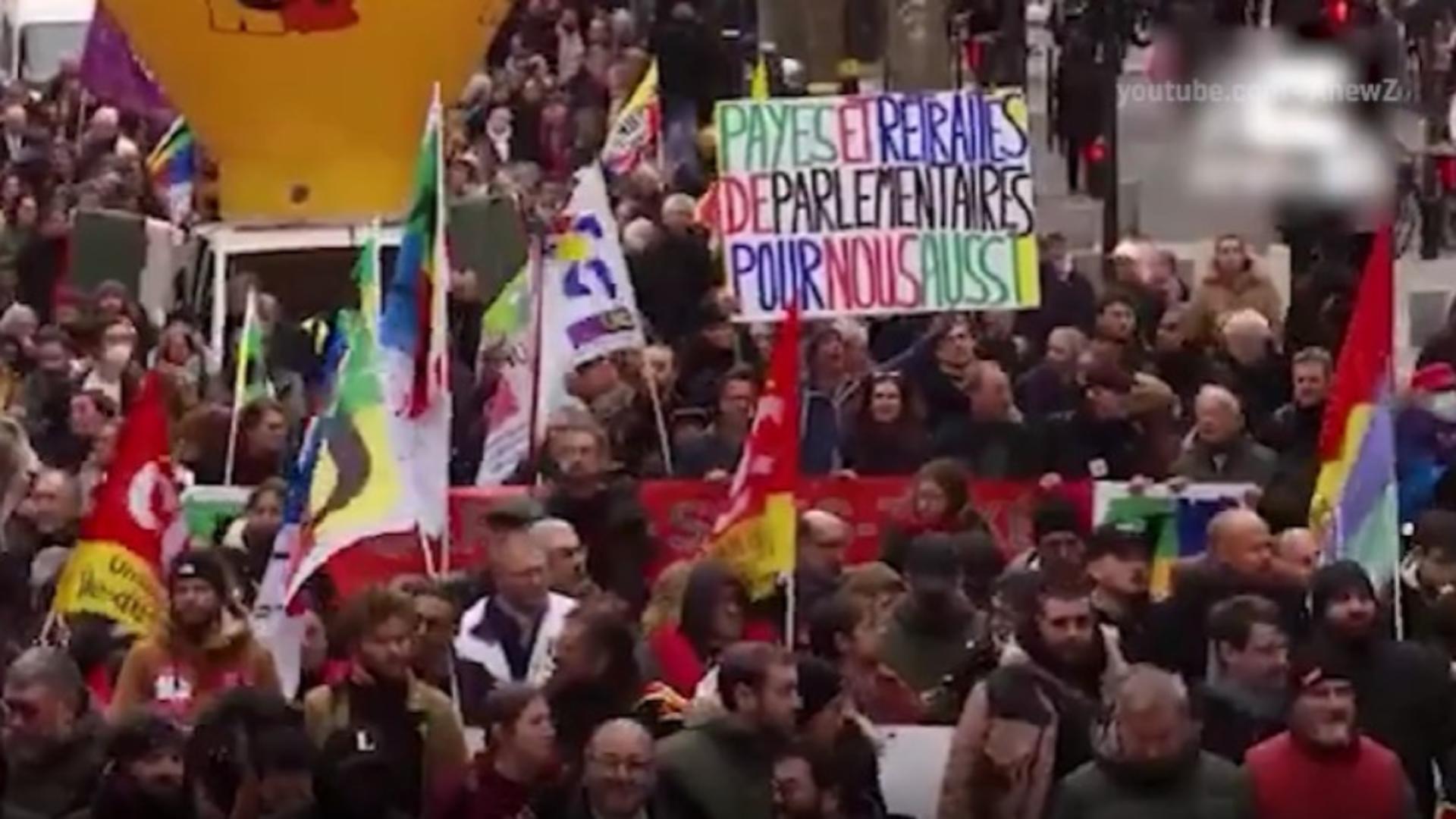 Proteste masive în Franța: zeci de mii de oameni în stradă. Școli închise, trenuri blocate și administrația paralizată