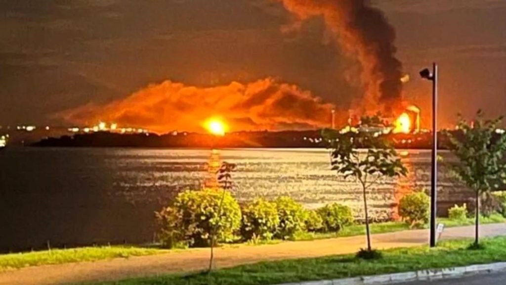 Război în Ucraina, ziua 1383. Rusia a lansat un nou atac masiv asupra Ucrainei: explozii și întreruperi de curent la Kremenciuk în urma atacului cu rachete și drone – LIVE TEXT