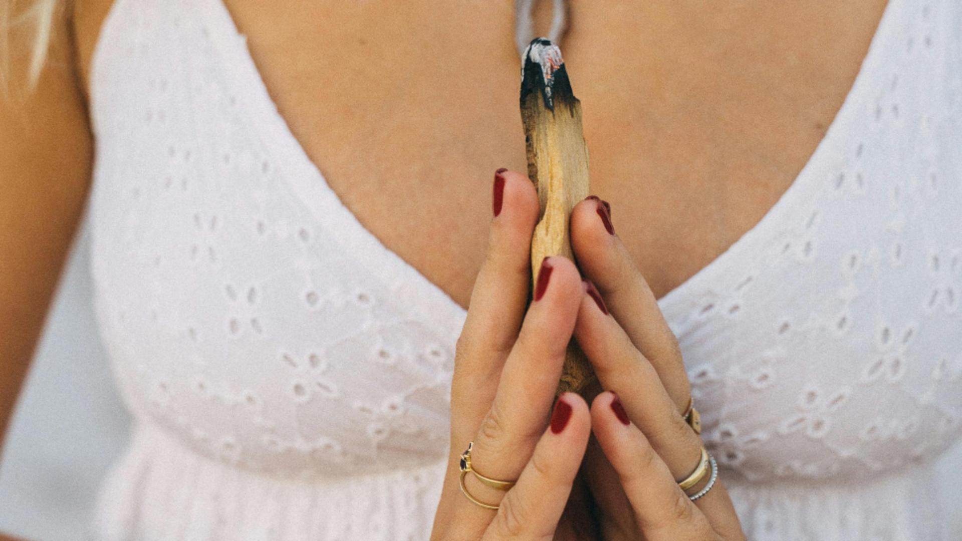 Cel mai puternic ritual pentru 1 ianuarie. Ce trebuie să faci cu ocazia portalului 1.01, pentru a-ți îndeplini dorințele?