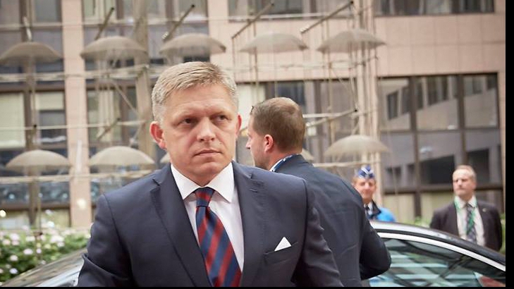 Incident la Bruxelles: avionul premierului slovac Robert Fico, avariat pe aeroport