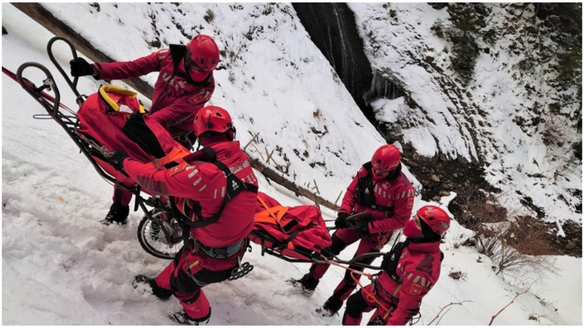 Zeci de persoane au fost salvate de pe munte în ultimele 24 de ore. Multe dintre ele au ajuns la spital