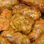 Se pune sau nu ou în compoziția de sarmale. Bucătarii cu experiență au elucidat misterul