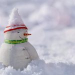 Vacanța de iarnă cu zăpadă sau soare? Iată ce anunță meteorologii pentru finalul de an