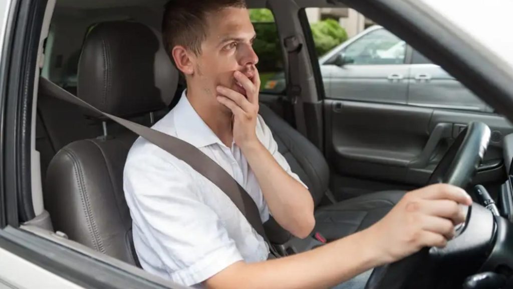 Sărbători de coșmar pentru un șofer român în Italia. A fost amendat cu 10.000 de euro. Ce au găsit polițiștii în mașina sa