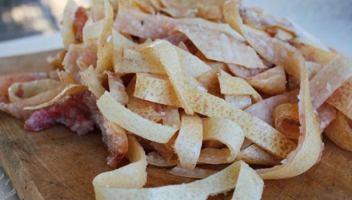 Greșelile care întăresc șoriciul: cum îl păstrezi moale fără să-i alterezi savoarea. Trucuri practice