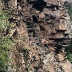 Circulație oprită pe Transfăgărășan, în zona Arefu, după prăbușirea unor pietre pe carosabil