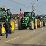 Fermierii ies în stradă: protest de amploare azi în Piața Victoriei. Anca Alexandrescu, prezentă la manifestație