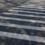 Doi elevi, răniți după ce au fost loviți de o mașină în timp ce mergeu la școală: copiii se aflau pe trecerea de pietoni