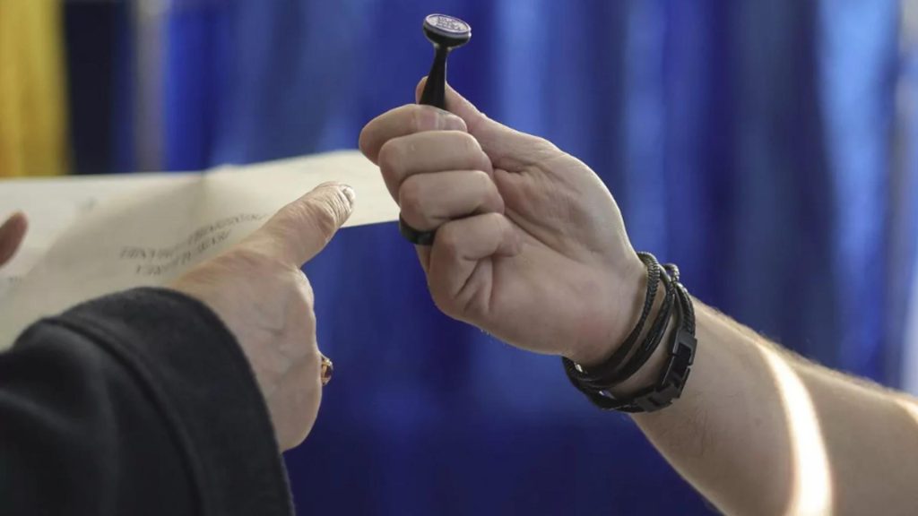 Marea numărătoare înainte de vot. Câți cetățeni își vor alege edilul în 7 decembrie