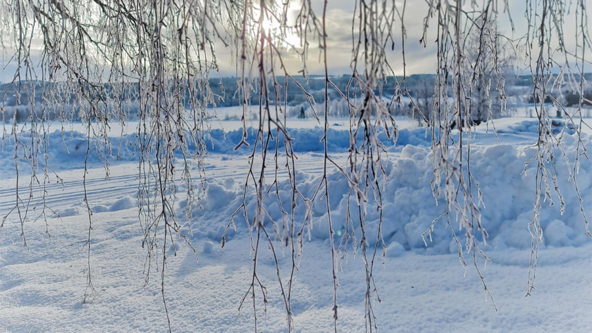 Vremea o ia razna în plină iarnă. Ce fenomen meteo urmează să ne creeze probleme în zilele următoare