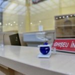 Dublă umilință pentru orădeni. Fostul primar Bolojan i-a „pricopsit” cu o majorare uriașă de taxe, iar Primăria stă cu ghișeele închise până la jumătatea lunii