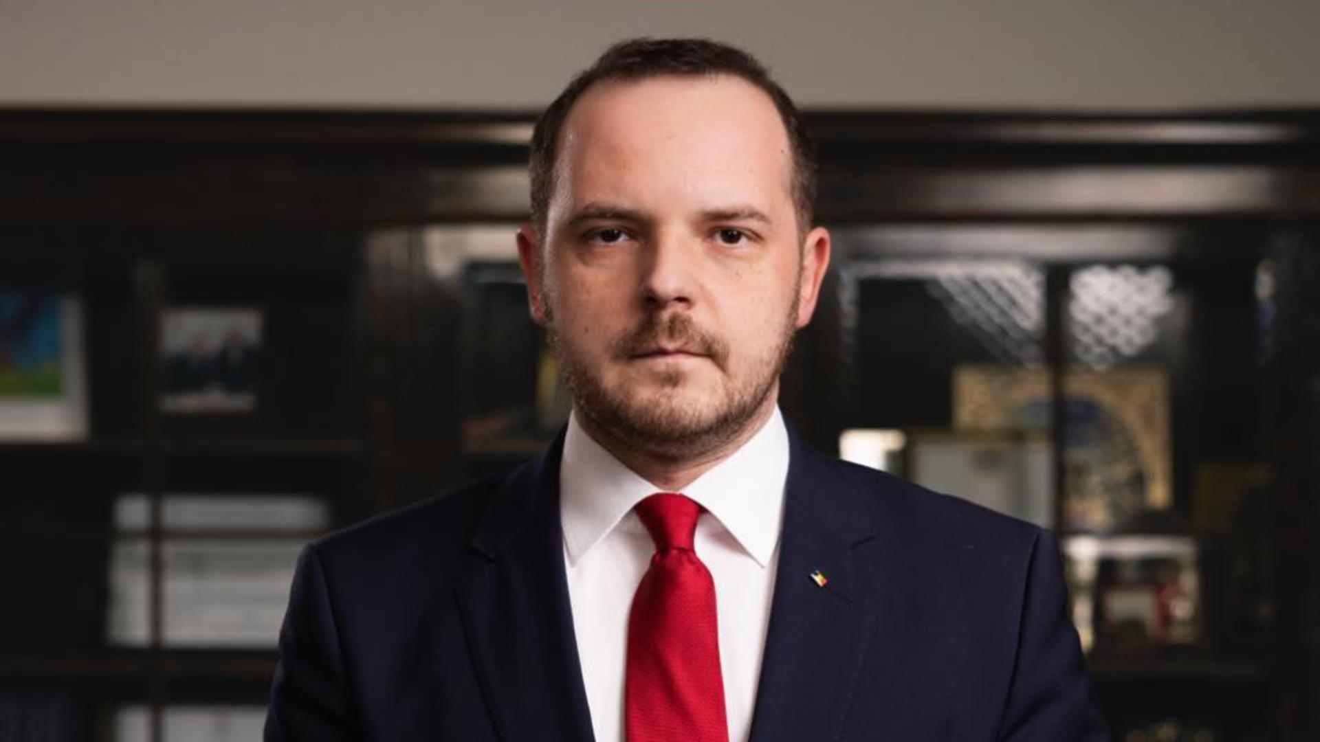 Ministrul Sănătății îl contrazice pe Radu Miruţă: „Nu există niciun document strategic de tăiere cu 10% a salariilor”