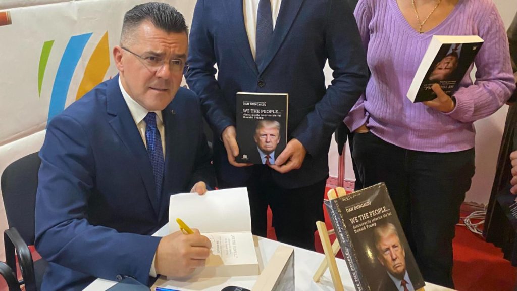 Lansarea cărții lui Dan Dungaciu despre Donald Trump, fără… carte. Volumele au rămas blocate în vamă: „Nici Trump nu a reușit să treacă Prutul”