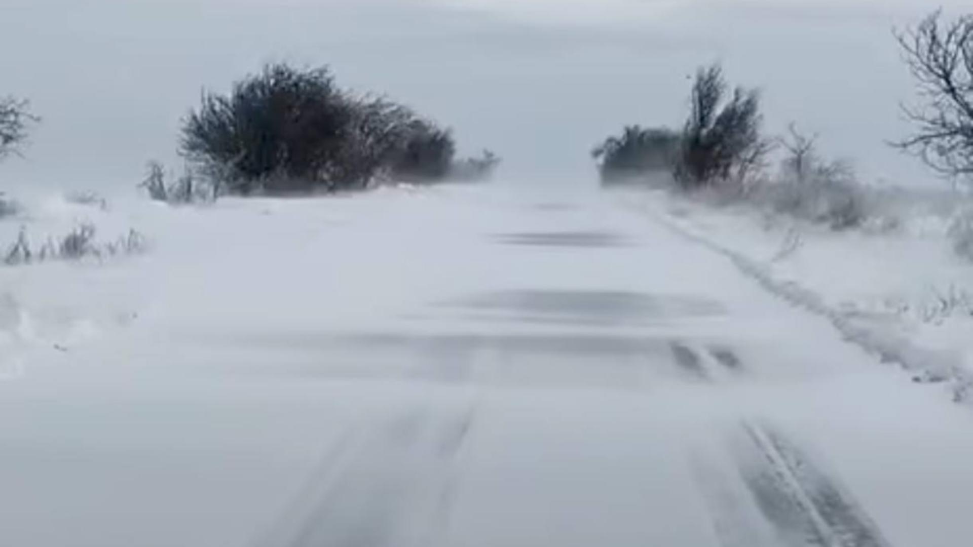 „Urmăriți prognoza meteo și limitați deplasările” – Recomandările DSU în condiții de vreme nefavorabilă