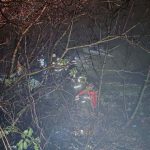 O șoferiță a căzut cu mașina în apă. Femeia de 55 de ani se afla în șoc hipotermic