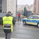 Doi bărbați au murit după ce s-ar fi aruncat de pe un bloc cu zece etaje din Arad – FOTO