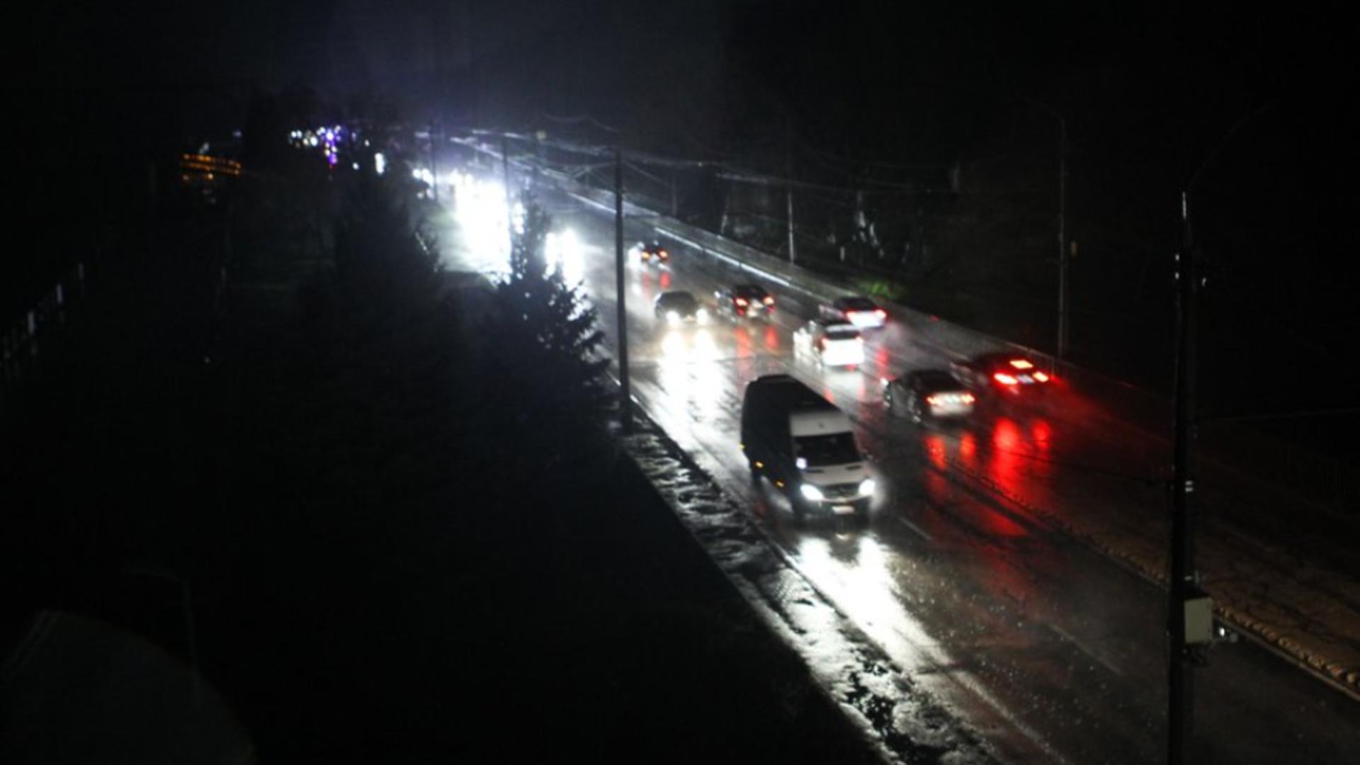 Război în Ucraina, ziua 1419. Kievul, din nou sub atac: explozii în timpul nopții, mii de oameni fără căldură – LIVE TEXT