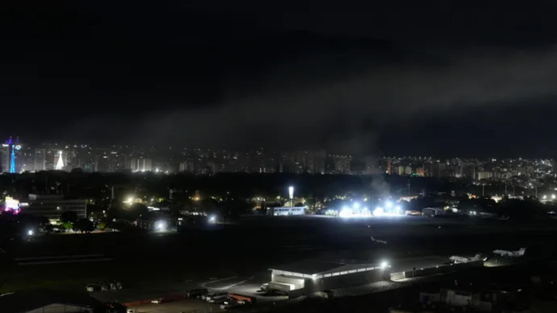 Explozii puternice în Caracas chiar lângă o bază militară! Panică în Venezuela pe fondul tensiunilor uriașe cu SUA – VIDEO