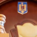 CAB decide dacă suspendă judecătorii în aceeași zi cu ședința CCR. Lovitură pentru Bolojan, decizia care ar putea bloca reforma