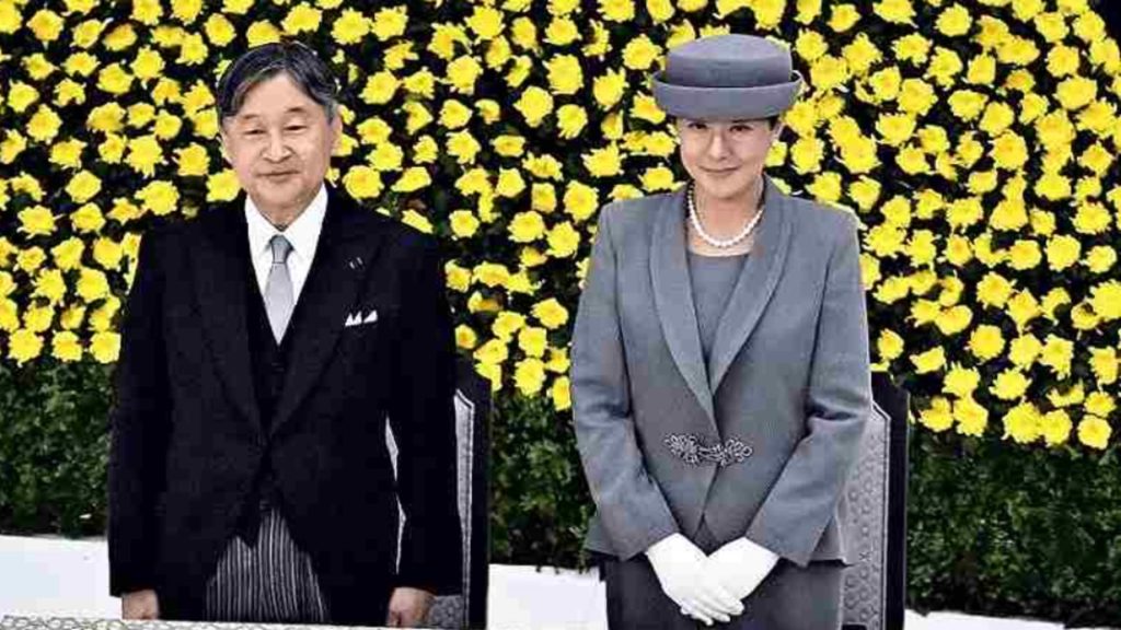 Incident șocant a discursul de Anul Nou al împăratului Japoniei: un tânăr s-a dezbrăcat complet în fața familiei imperiale