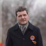 Bilanț în roz într-o realitate gri. Nicușor Dan se laudă cu stabilitatea țării, în timp ce românii sunt striviți de taxe și inflație | VIDEO