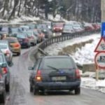 Aglomerație infernală spre Ploiești, pe DN1: coloane de mașini între Predeal și Comarnic. Care sunt rutele alternative