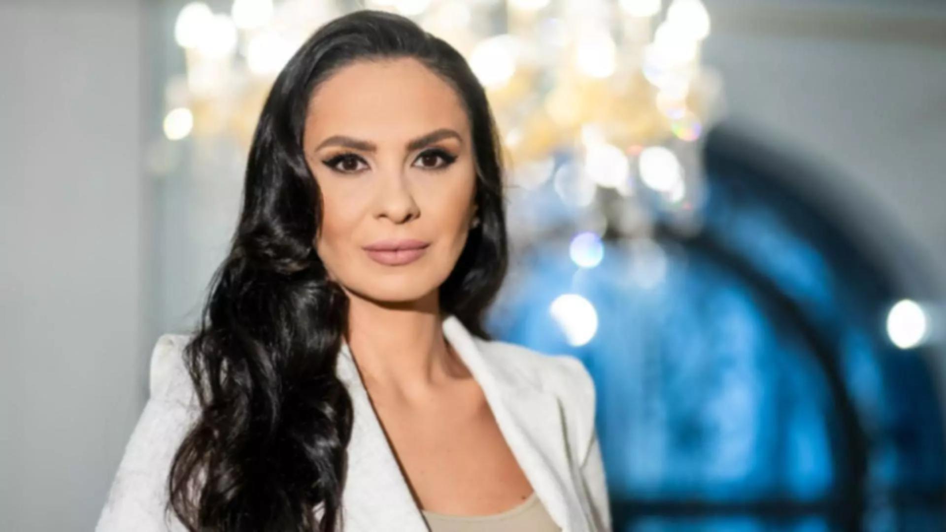 Alexandra Păcuraru demască înțelegerea dintre Palatele puterii: „Foarte mulți români își vor pierde casele în 2026”