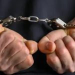 Doi traficanți din Gorj, arestați după ce au vândut cocaină un an întreg. Unul dintre ei trimitea fete să se prostitueze în străinătate