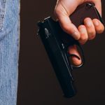 Românii și armele în 2025. Bilanțul poliției cu privire la armele confiscate anul trecut oferă cifre surprinzătoare