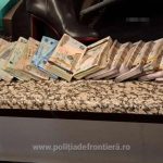 Tezaur ascuns în bagajele de cală. Două românce sosite din Dubai, prinse pe Otopeni cu de 3 milioane de euro, în bani și aur