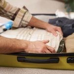 Caz șocant în Capitală: un bărbat și-a făcut bagajul și s-a predat după ce și-a ucis fratele