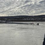 Alertă pe Dunăre! Două nave încărcate cu chimicale s-au scufundat