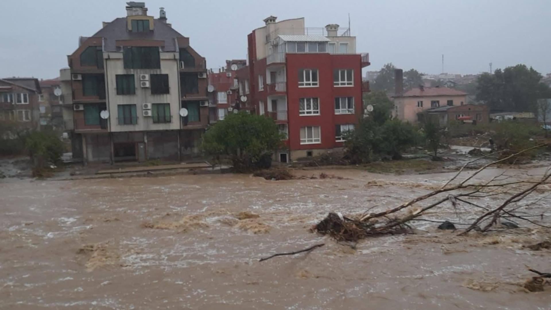 Alertă meteo: Cod galben de inundații în șase județe. HARTA locurilor unde va lovi urgi apelor