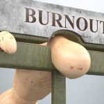 Banii nu aduc fericirea la birou? De ce tot mai mulți români se declară nemulțumiți de job, deși veniturile au crescut