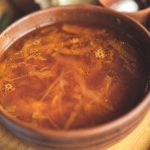 Ciorba recomandată după mesele copioase de sărbători. Este perfectă după excesele culinare