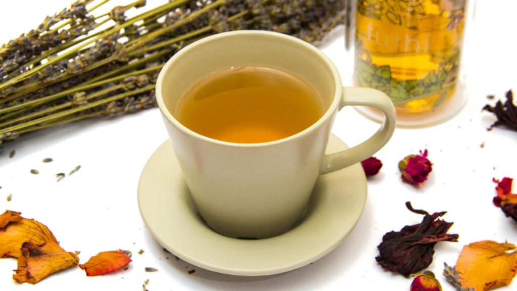 Ceaiuri recomandate în zilele geroase. Conferă caldură organismului și sunt cele mai bune remedii pentru frig