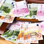 Serviciile secrete vor putea controla investițiile de peste 2 milioane de euro. Proiect pe masa guvernului, nicio mișcare nu mai scapă nescanată