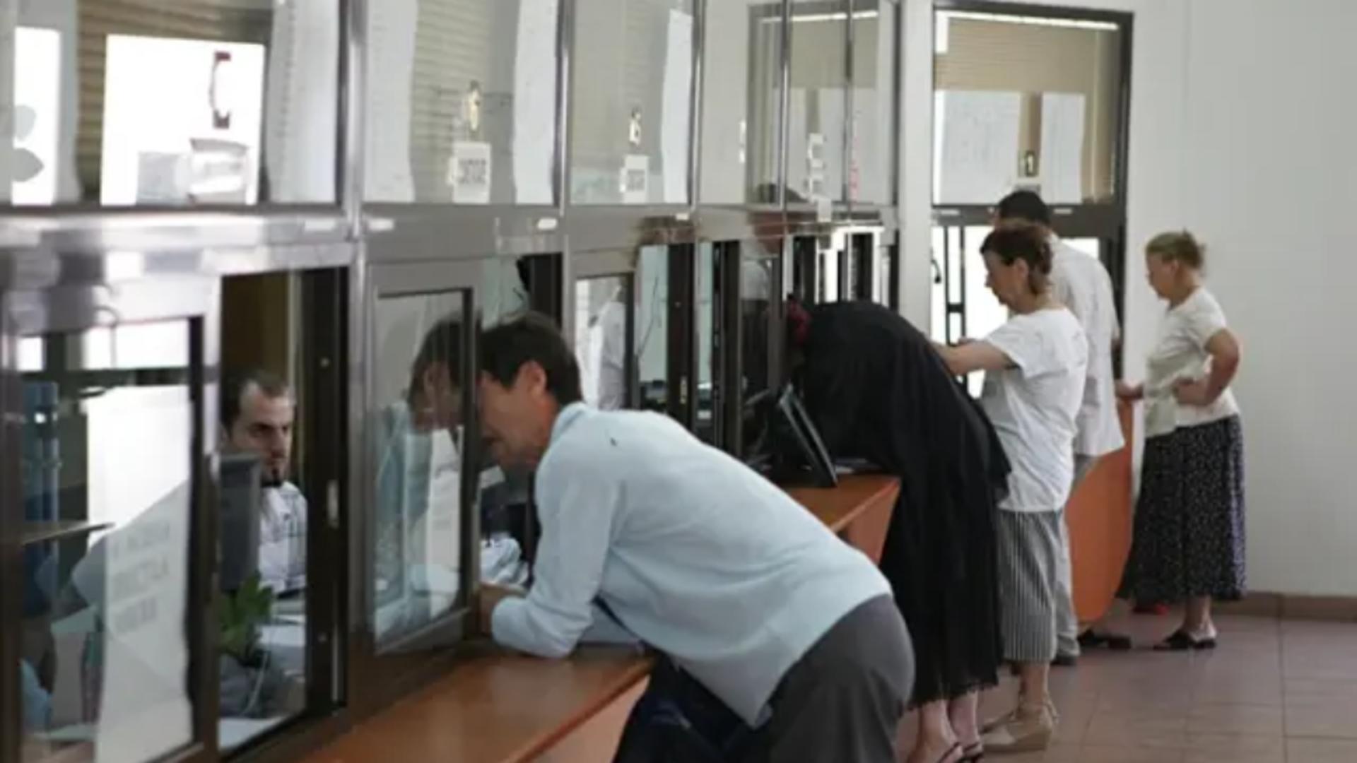 Site‑ul GHISEUL.RO și‑a întrerupt activitatea pentru mentenanță. Batjocorirea românilor de către Bolojan și echipa sa ia amploare