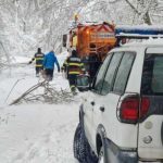 Criză de curent în Hunedoara, din cauza vremii. Peste 6.000 de oameni afectați