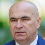 Ilie Bolojan i-a trimis pe români la muncă, dar el și-a făcut punte pe ascuns cu weekendul: „E în concediu legal”
